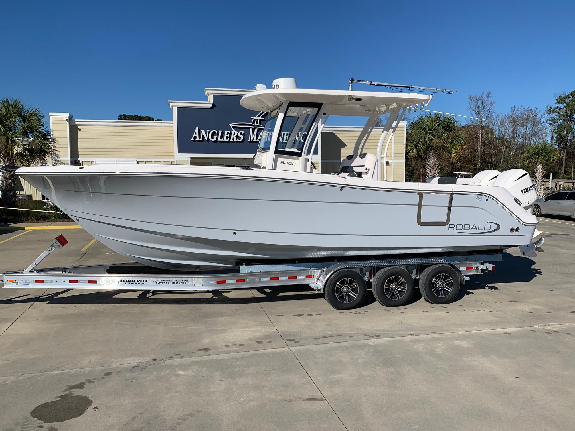 2020 Robalo R302 For Sale In NC - Angler's Marine - 910-755-7900