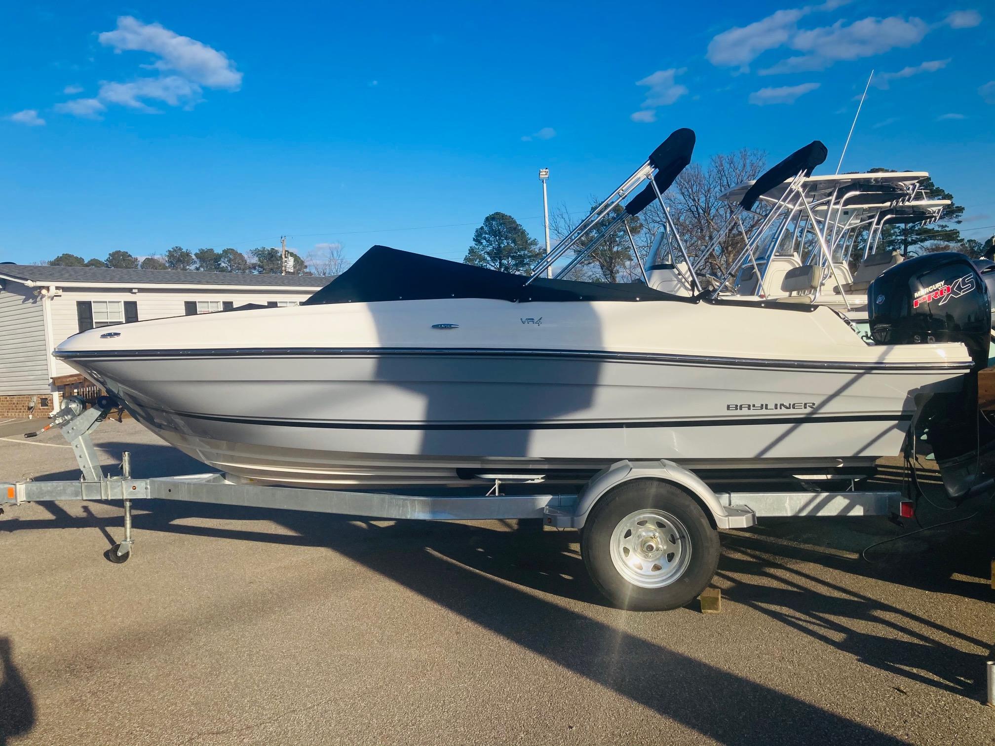 2021 Bayliner VR4 Gray/White (CLAYTON) For Sale In NC - Angler's Marine ...