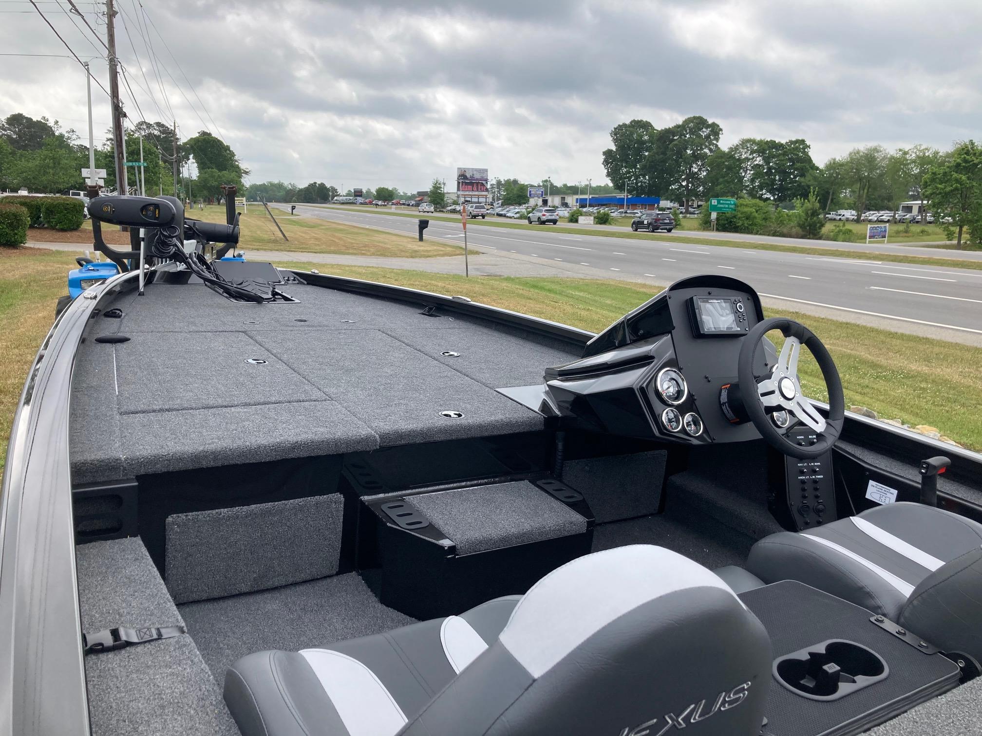 2022 Vexus AVX 1880 Black/Gray For Sale In NC - Angler's Marine - 910 ...